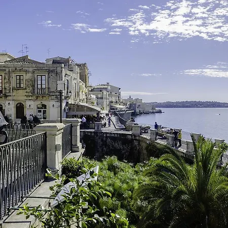Apartment Made In Ortigia *